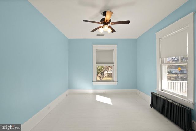 820 LOCUST ST, Herndon, VA 20170