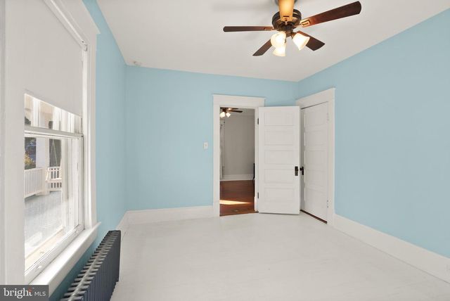 820 LOCUST ST, Herndon, VA 20170