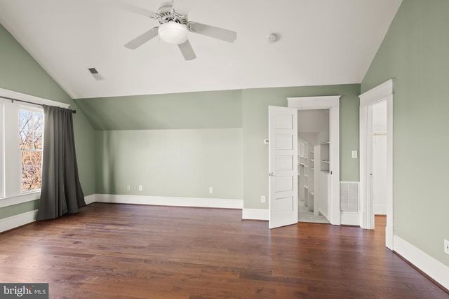 820 LOCUST ST, Herndon, VA 20170