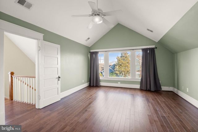 820 LOCUST ST, Herndon, VA 20170