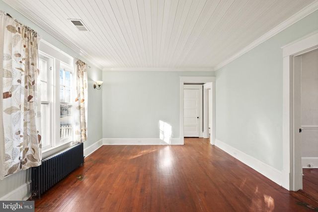 820 LOCUST ST, Herndon, VA 20170