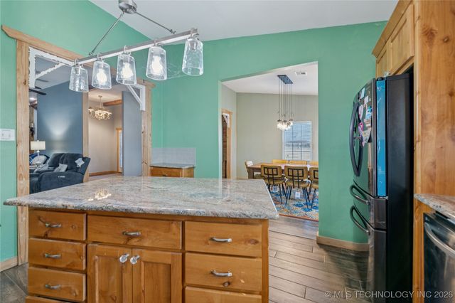 22781 S 490 Road, Tahlequah, OK 74464