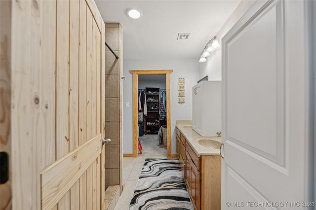 22781 S 490 Road, Tahlequah, OK 74464