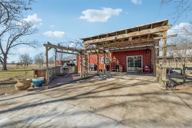 22781 S 490 Road, Tahlequah, OK 74464