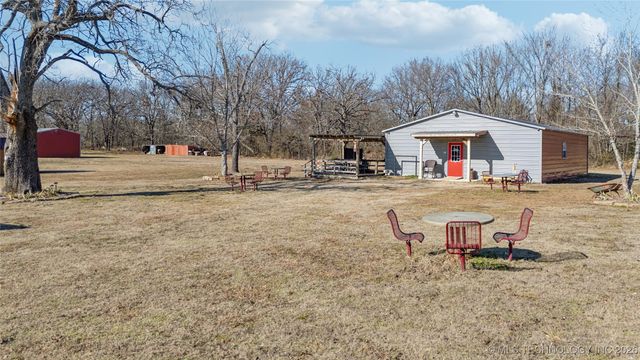 22781 S 490 Road, Tahlequah, OK 74464