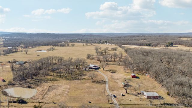 22781 S 490 Road, Tahlequah, OK 74464