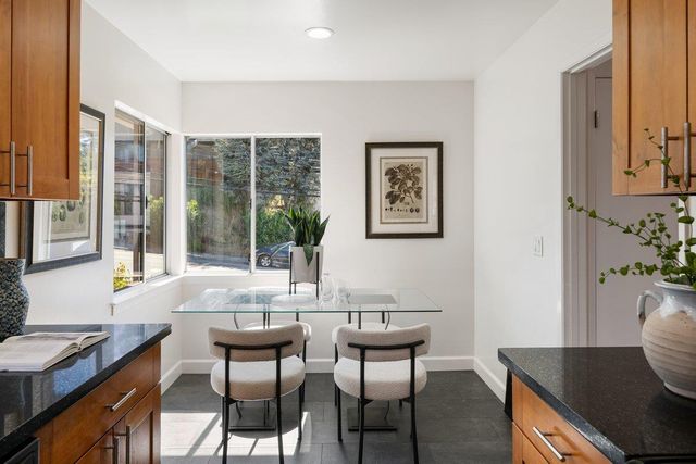 940 Glenview Drive, San Bruno, CA 94066