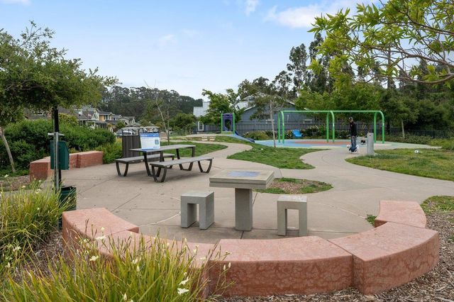 940 Glenview Drive, San Bruno, CA 94066