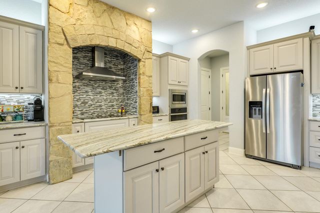 346 Blackbird DR, Spring Branch, TX 78070