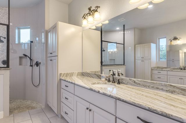 346 Blackbird DR, Spring Branch, TX 78070