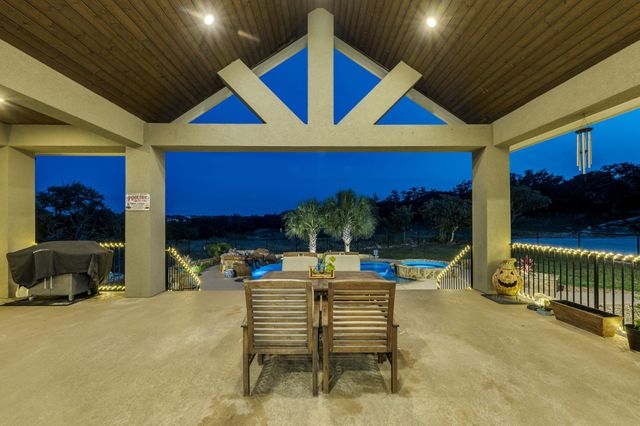 346 Blackbird DR, Spring Branch, TX 78070