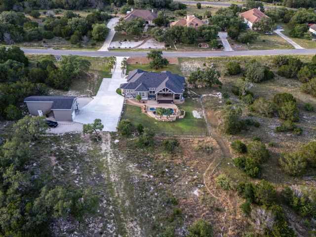 346 Blackbird DR, Spring Branch, TX 78070