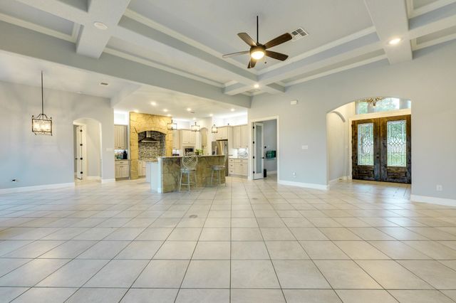 346 Blackbird DR, Spring Branch, TX 78070