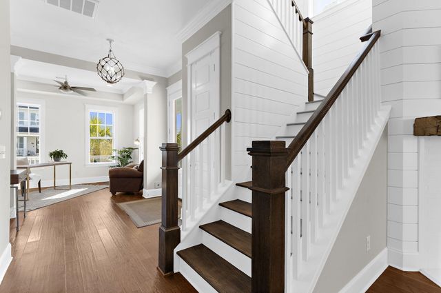 1636 Oak Leaf Street, Charleston, SC 29492