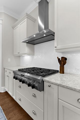 1636 Oak Leaf Street, Charleston, SC 29492