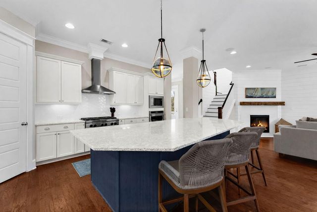 1636 Oak Leaf Street, Charleston, SC 29492