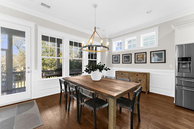 1636 Oak Leaf Street, Charleston, SC 29492