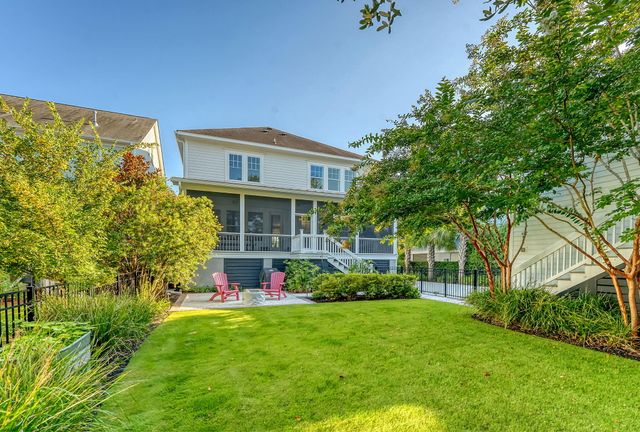 1636 Oak Leaf Street, Charleston, SC 29492