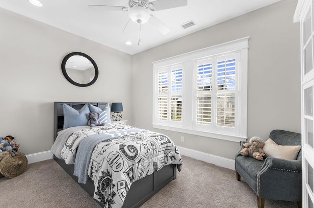 1636 Oak Leaf Street, Charleston, SC 29492