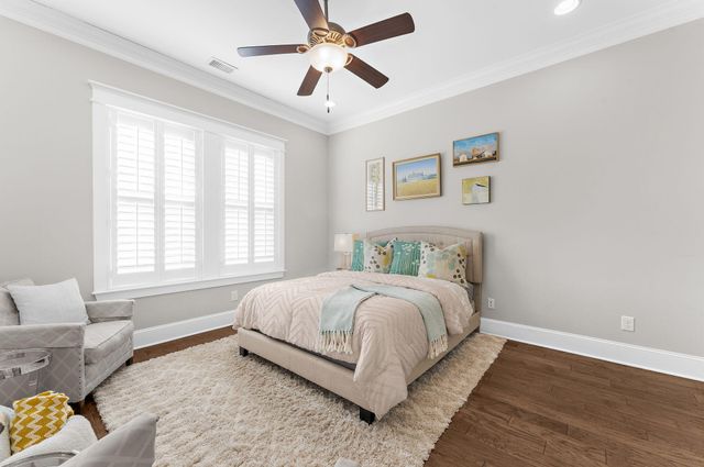 1636 Oak Leaf Street, Charleston, SC 29492