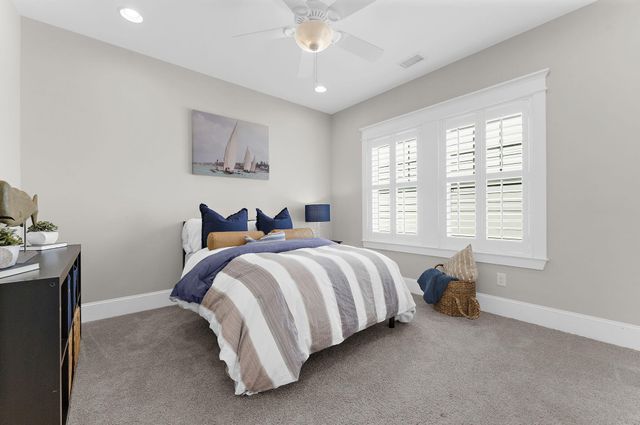 1636 Oak Leaf Street, Charleston, SC 29492