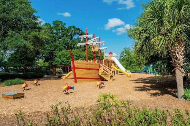 1636 Oak Leaf Street, Charleston, SC 29492