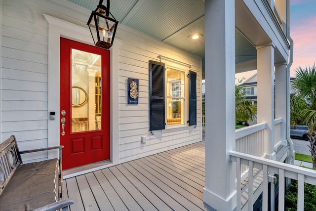 1636 Oak Leaf Street, Charleston, SC 29492