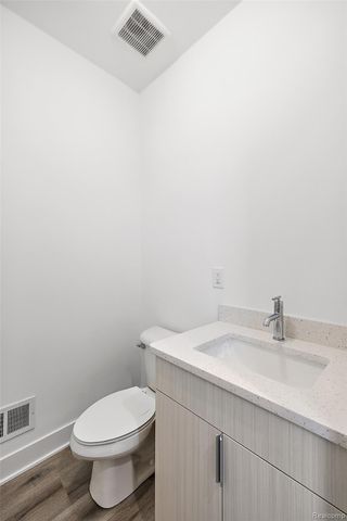 2829 Summers Place, Troy, MI 48084