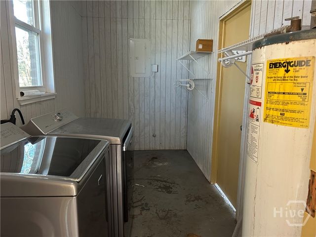 40 Azalea Avenue, Garden City, GA 31408