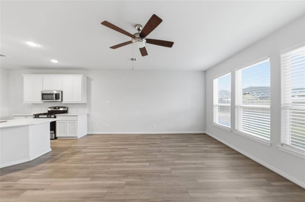 Image 19 of property listing at 7819 Wyndham Harbor Court, Richmond, TX 77407