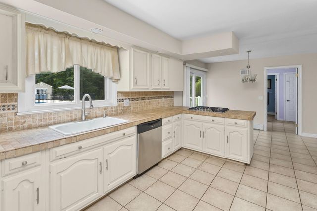 114 ROBBINSVILLE-EDINBURG RD, Robbinsville, NJ 08691