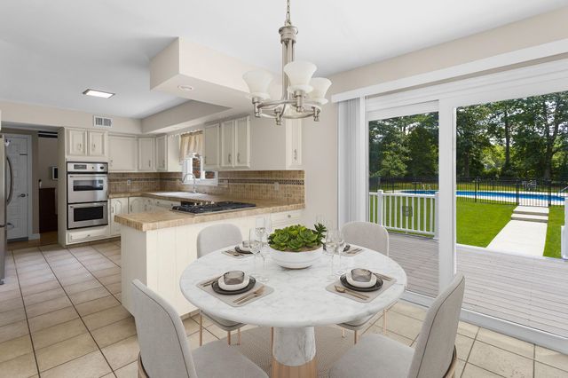 114 ROBBINSVILLE-EDINBURG RD, Robbinsville, NJ 08691