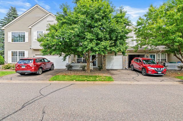 1947 Bluestem Lane, Shoreview, MN 55126
