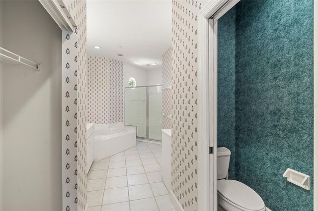 3954 HAMILTON CLUB CIRCLE 14, Sarasota, FL 34242