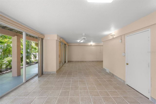 3954 HAMILTON CLUB CIRCLE 14, Sarasota, FL 34242