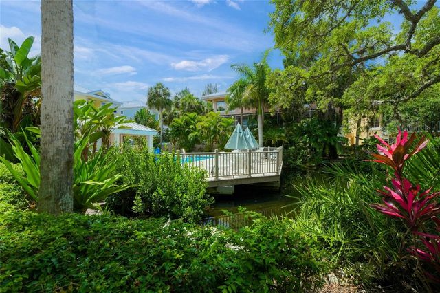 3954 HAMILTON CLUB CIRCLE 14, Sarasota, FL 34242