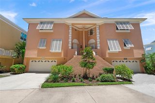 3954 HAMILTON CLUB CIRCLE 14, Sarasota, FL 34242