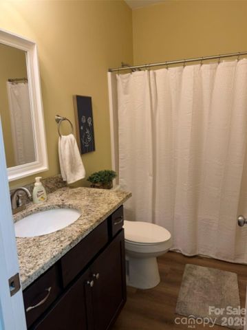 27 Day Lilly Court, Hendersonville, NC 28739