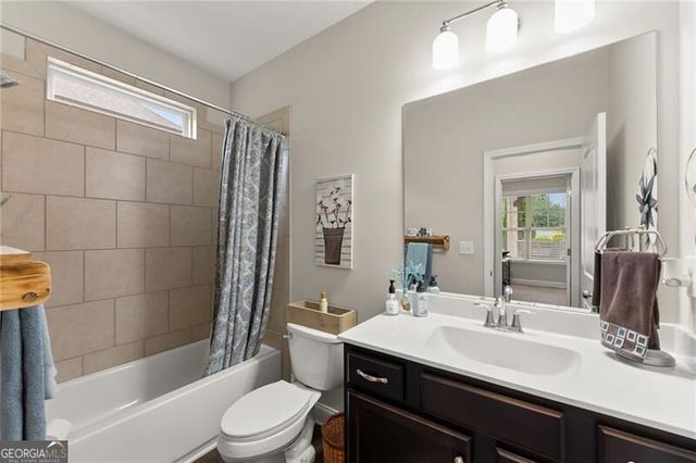 6910 Concord Brook Lane, Cumming, GA 30028