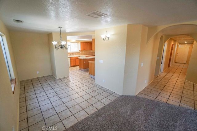 18633 Kamana, Apple Valley, CA 92307