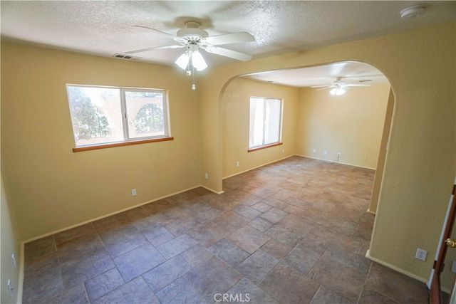 18633 Kamana, Apple Valley, CA 92307