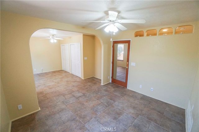 18633 Kamana, Apple Valley, CA 92307
