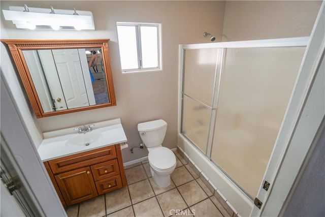 18633 Kamana, Apple Valley, CA 92307