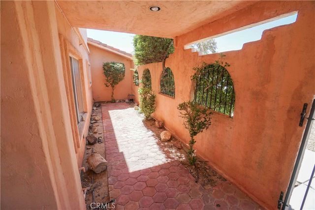 18633 Kamana, Apple Valley, CA 92307