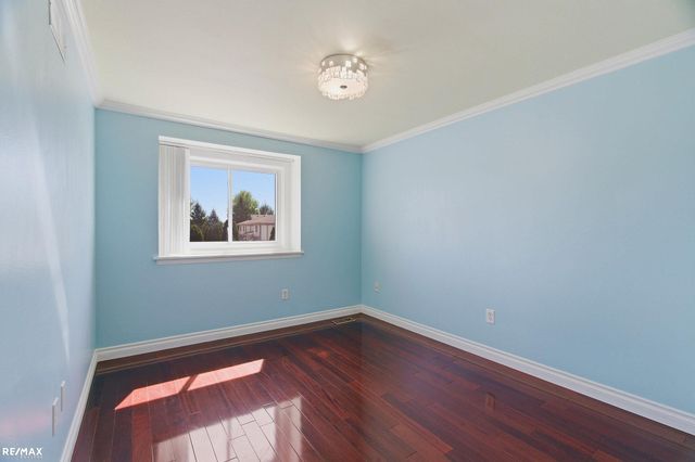 13456 Denver Circle, Sterling Heights, MI 48312