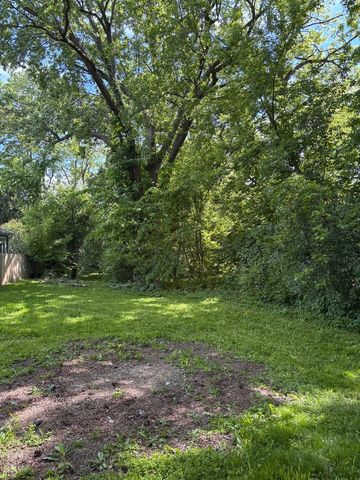 550 Skokie Avenue, Highland Park, IL 60035