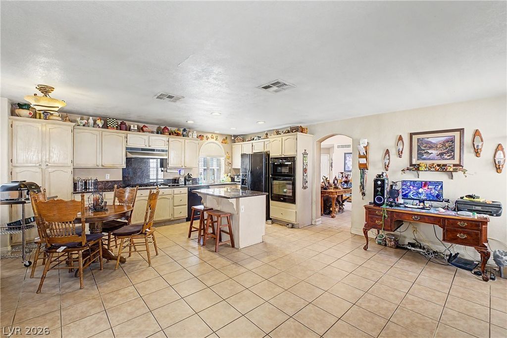 7821 Millhopper Avenue, Las Vegas, NV 89128 — photo 5