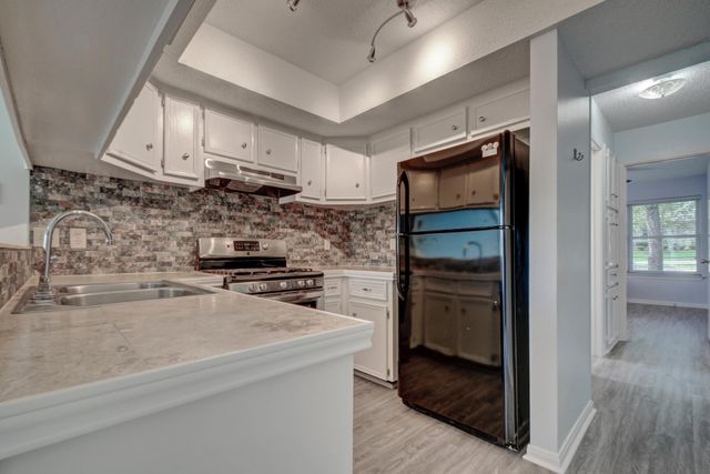 418 Arrow Head, Round Rock, TX 78681