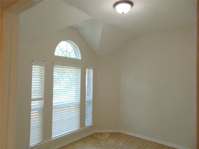 212 Crystal Lake Drive, Desoto, TX 75115