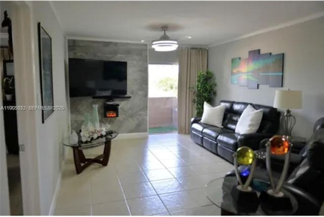 10900 SW 104th Street 314, Miami, FL 33176
